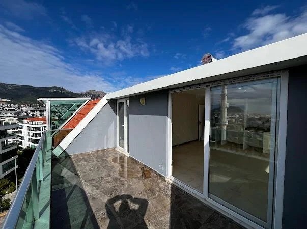 Alanya: Penthouse-Maisonettenwohnung in Alanya 