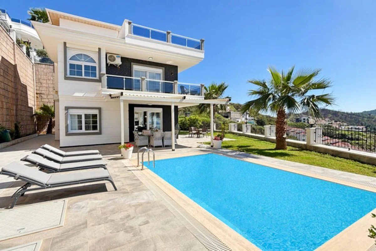 Allanya: Villa in Alanya mit Pool - luxuriös ausgestattet 