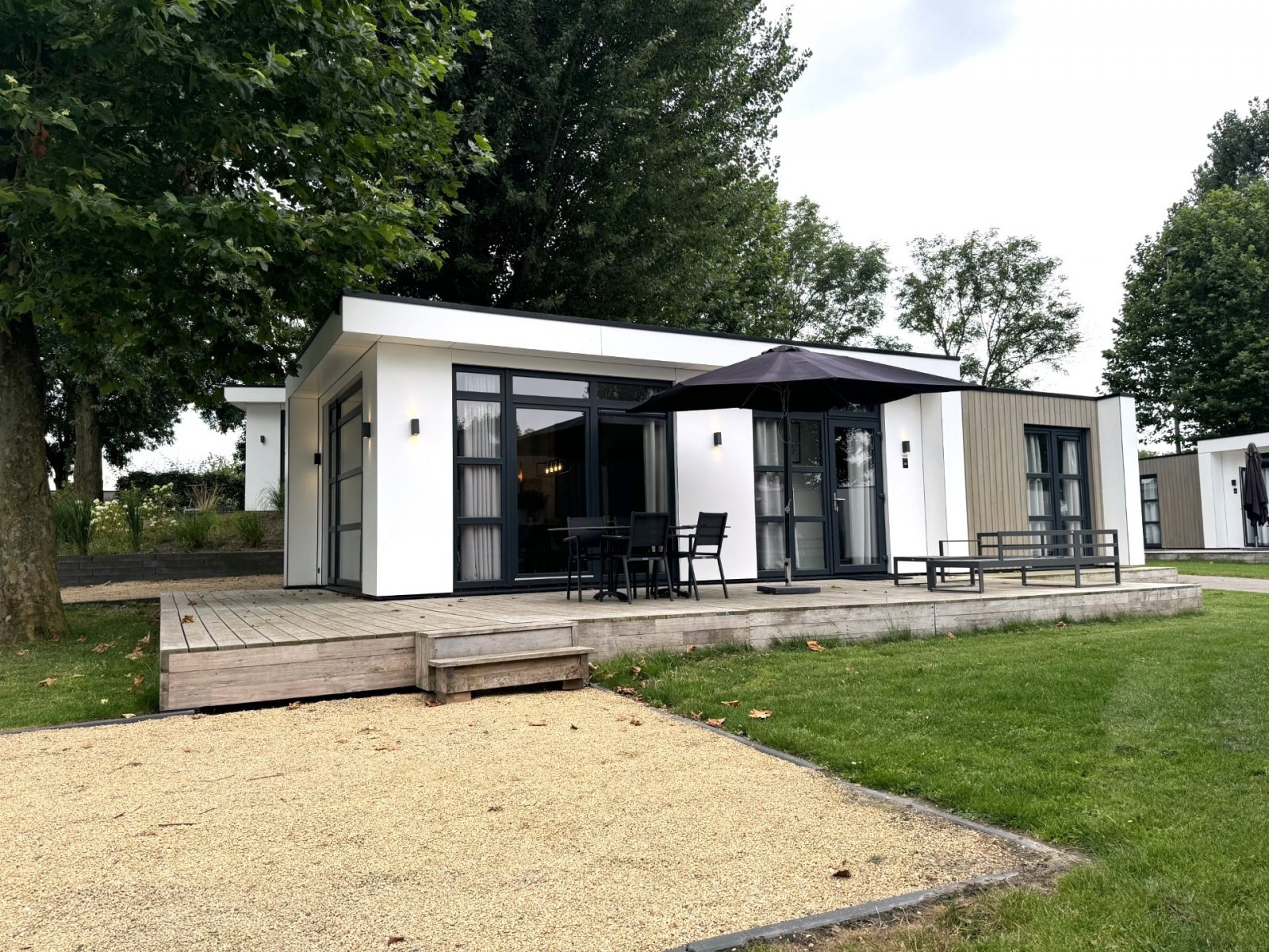 Gelderland: Gerne senden wir an sie, weitere Informationen! Bitte Informieren sie uns für welches Objekt sie sich interessieren.  Allgemeine Beschreibung: Ständig 